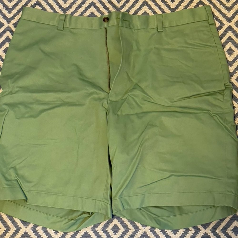Brooks Brothers Mens Shorts Green Size 37